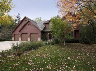 270 Wildwood Ct, Stillwater, MN 55082