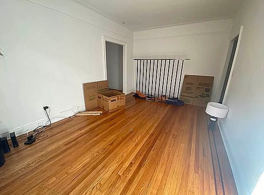 3rd image of 28-17 35th St #G