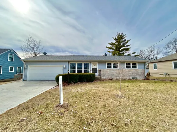 1206 W Lincoln Way, Marshalltown, IA 50158