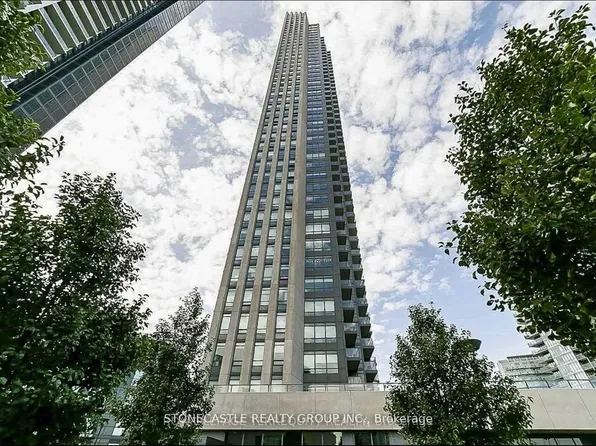 36 Park Lawn Rd #2401, Toronto, ON M8V 0E5