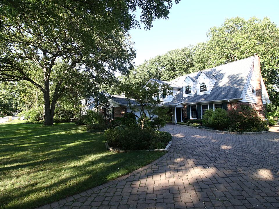 1st image of 67 Elmwood Ln