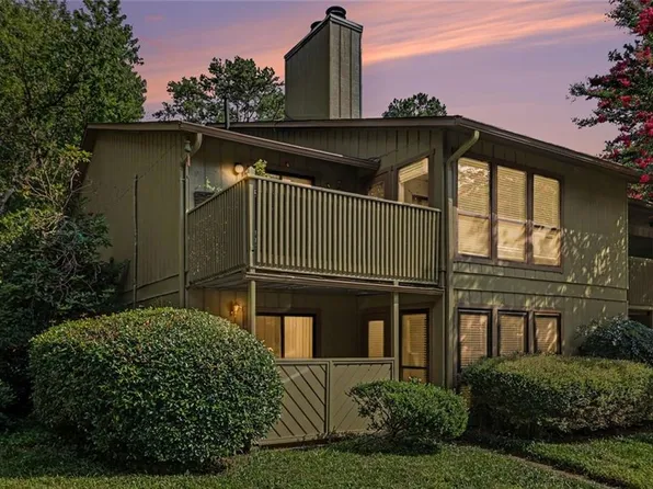 101 Dunbar Dr, Atlanta, GA 30338