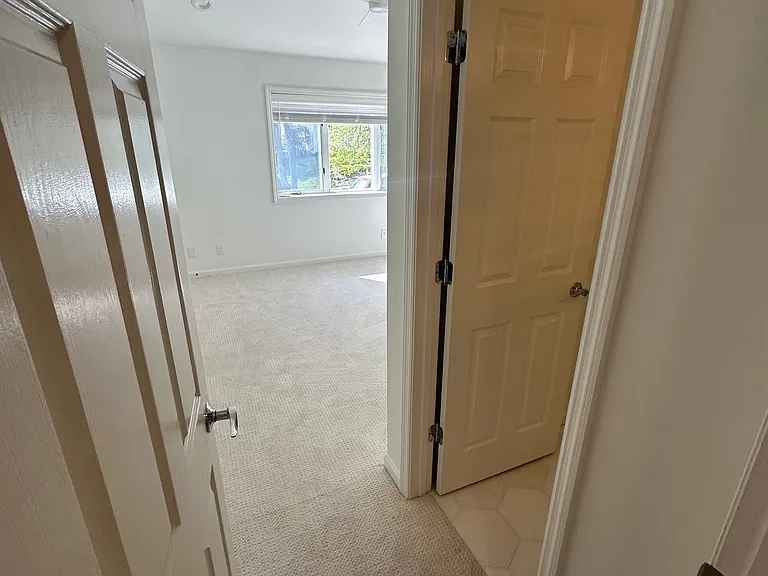 1208 Corbett St — Photo 18