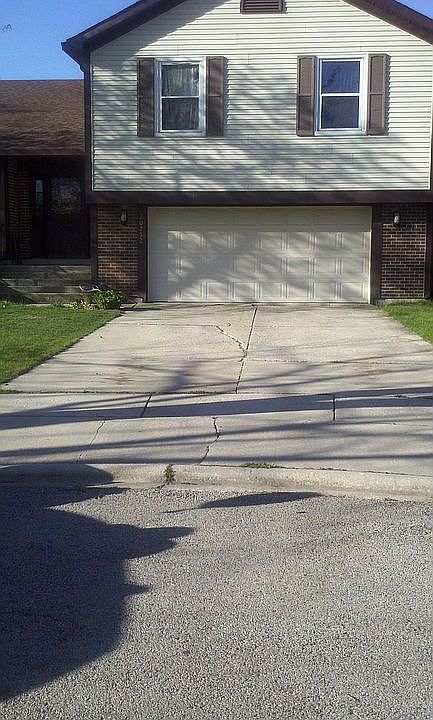 2nd image of 20252 S Rosewood Ct