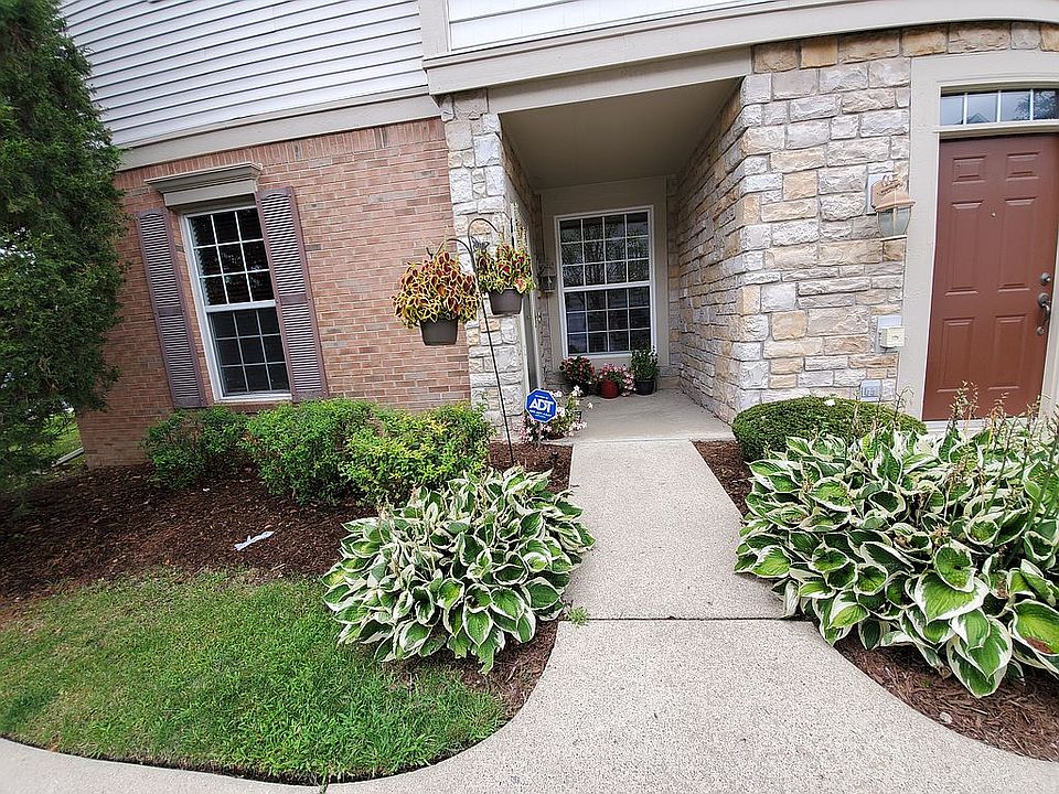 1st image of 40429 Bay Harbor Ln