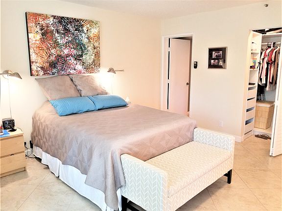 4th image of 2200 S Cypress Bend Dr APT 206