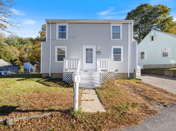 1 Halstead Street, Kittery, ME 03904