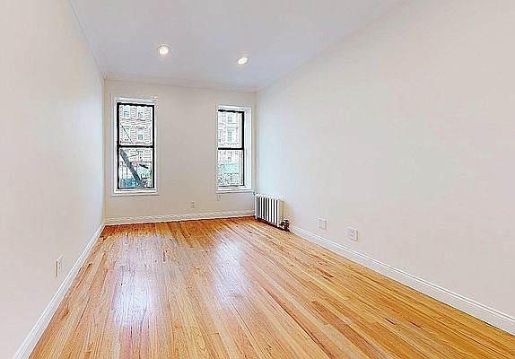 5th image of 542 W 147th St Floor 201-2