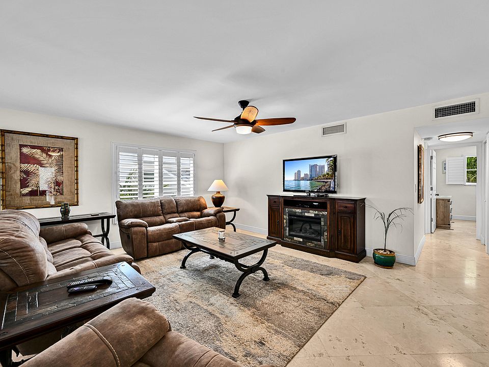 1st image of 2860 NE 14TH ST Causeway #201D