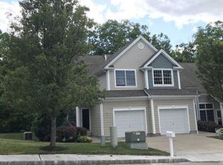 9 Spring Hollow Rd, Sussex, NJ 07461