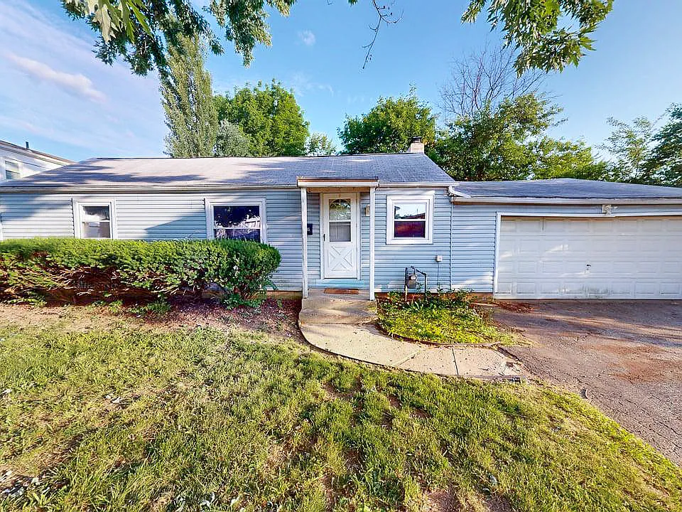 705 Riverview Dr