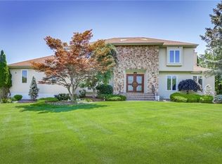 2 Hoey Cir, Pomona, NY 10970