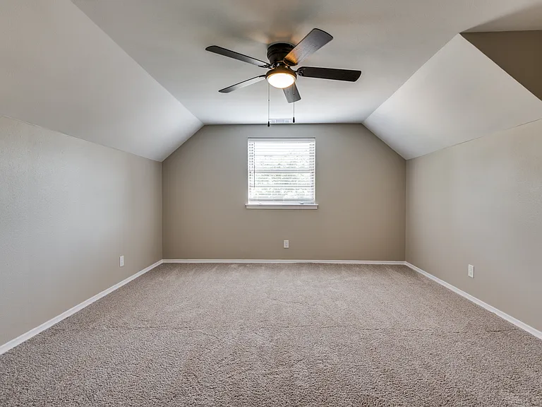 10908 Colbert Way — Photo 17