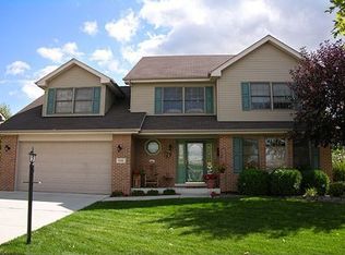 1112 Covington Dr, Lemont, IL 60439