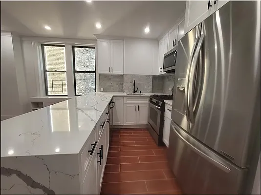 Rented by ONE Manhattan Real Estate | media 13