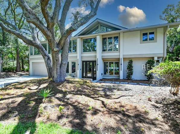 21 Barnacle Rd, Hilton Head Island, SC 29928