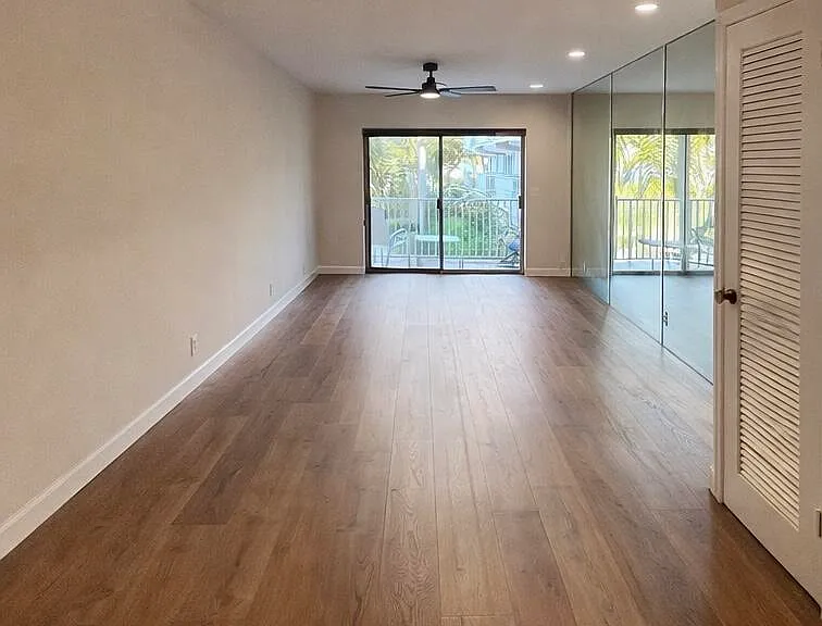311 E Ocean Ave #205 — Photo 3