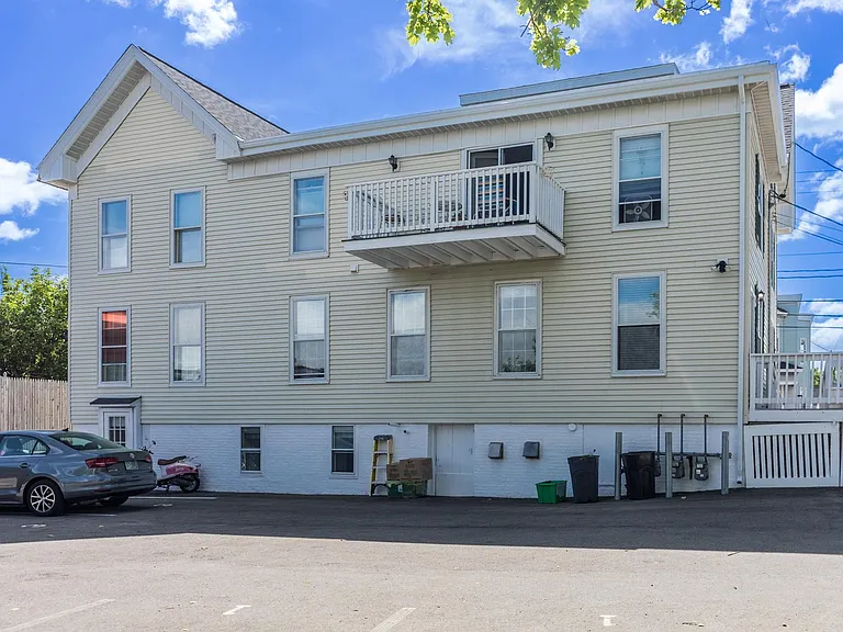 537 Islington St #3 — Photo 22