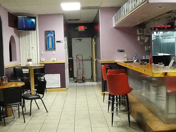 2nd image of 1334 SW Bayshore Blvd