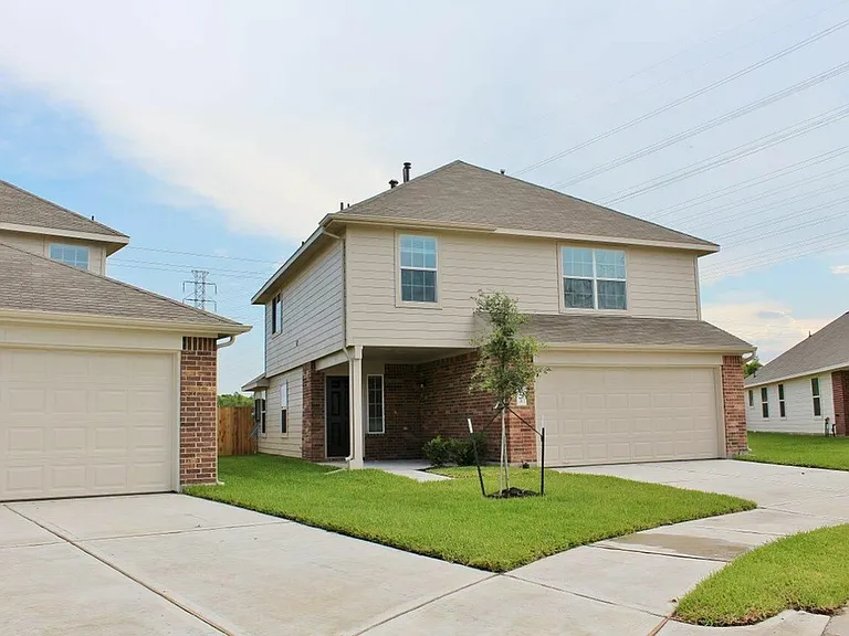 5902 Dawn Misty Ln — Photo 3