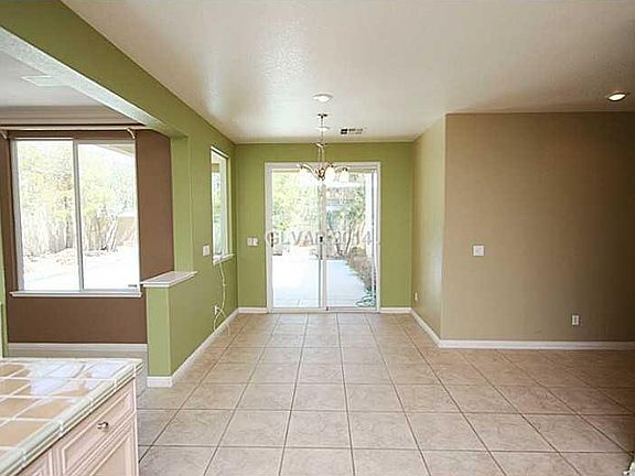 4th image of 2924 Carmelo Dr