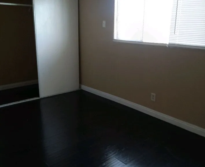 4549 Oakdale Ave — Photo 20