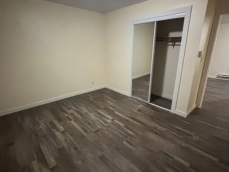 407 Liberty St — Photo 5