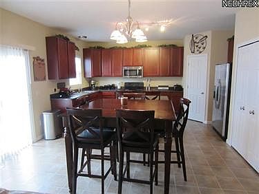 3rd image of 4035 Turnberry Dr