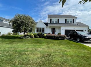 46 Bentley Cir, Lancaster, NY 14086