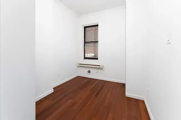 Rented by REAL New York | media 19