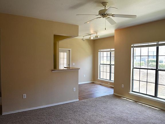 5th image of 4950 Woodstone Dr #M3epa5p7f