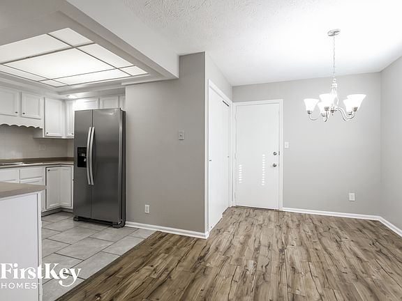 5th image of 8141 Warbler Way