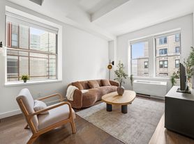 116 John St
