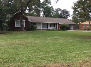 222 Sunset Dr, Petal, MS 39465