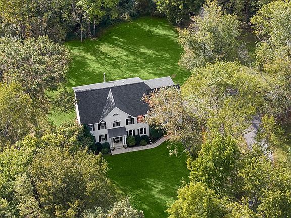 4th image of 37009 Philomont Rd