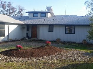 3450 Old Sams Valley Rd, Central Point, OR