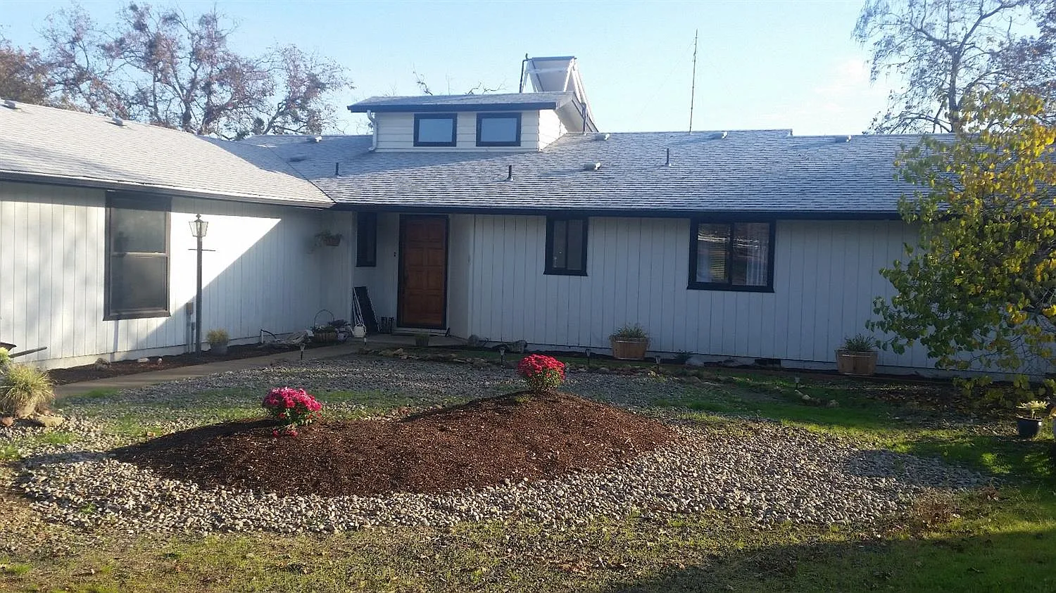 3450 Old Sams Valley Rd photo 1