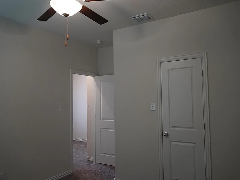 423 Pepperbark Ave — Photo 27