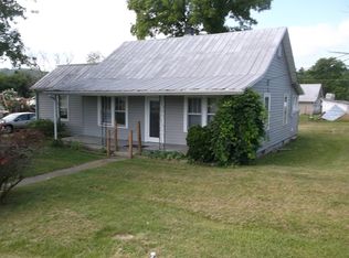 109 Hanes Rd, Galax, VA 24333