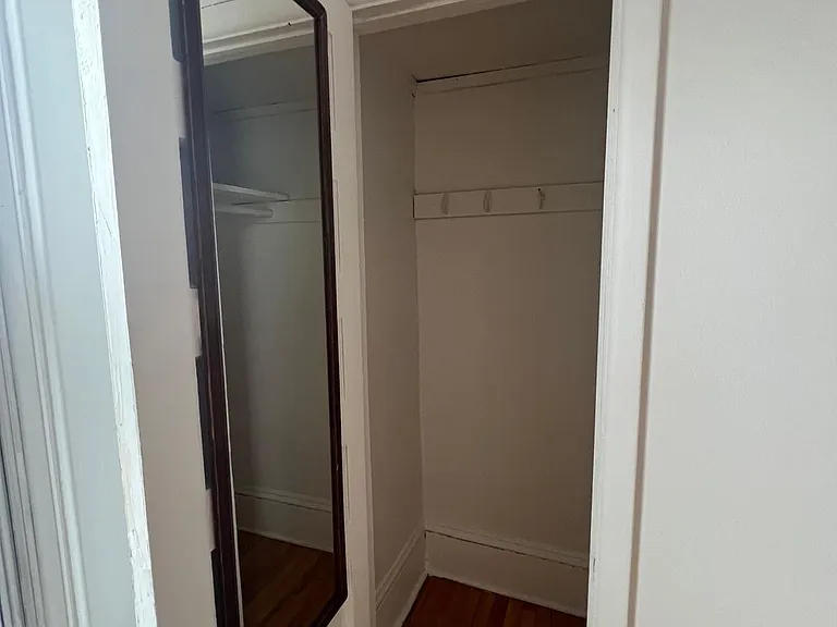 362 Friel St — Photo 20