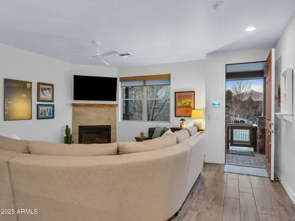 2882 W PRESIDIO Drive, Flagstaff, AZ 86001