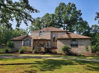 6405 Silverhawk Ln, N Little Rock, AR 72118