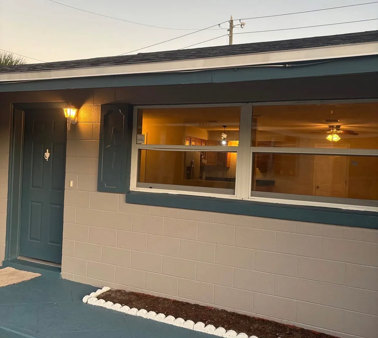 3 bed, 1059 sqft, $1,800 — Photo 1