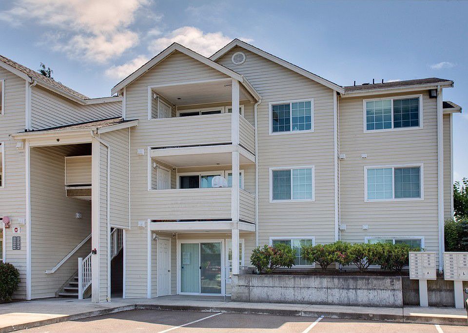 1st image of 11915 Roseberg Ave S APT 308