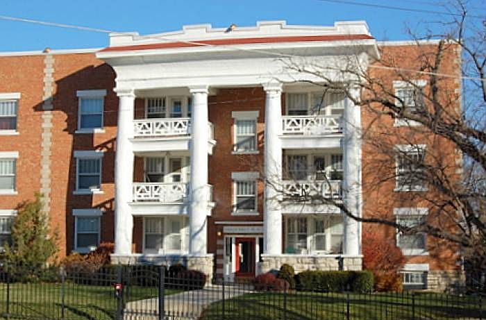 FRONT OF BLDG
