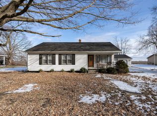 114 S Eastern Ave, Minier, IL 61759