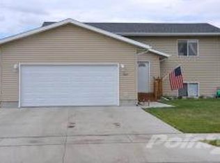 1102 16th Ave SW, Aberdeen, SD 57401