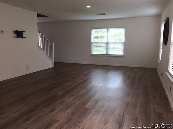 2nd image of 10123 Silver Park