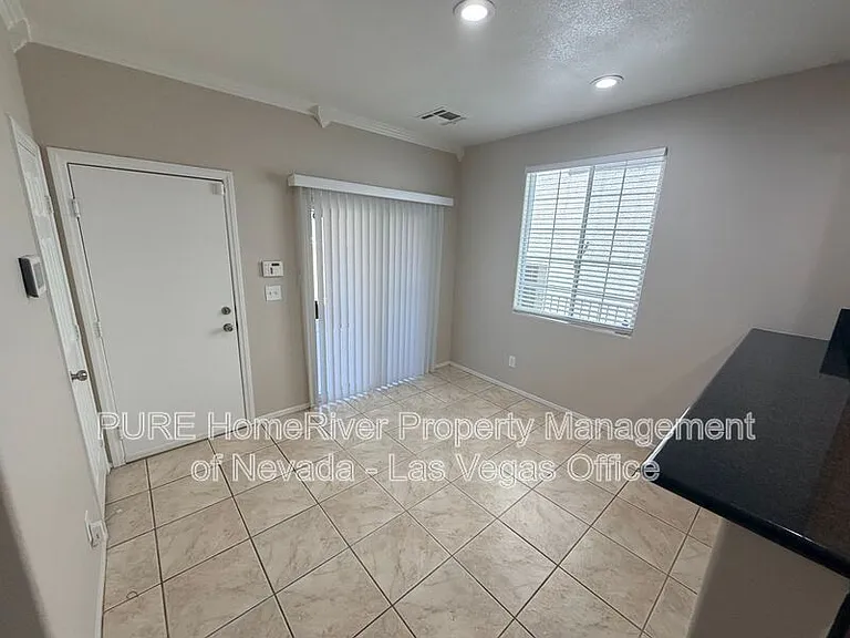 9852 Twilight Walk Ave — Photo 9