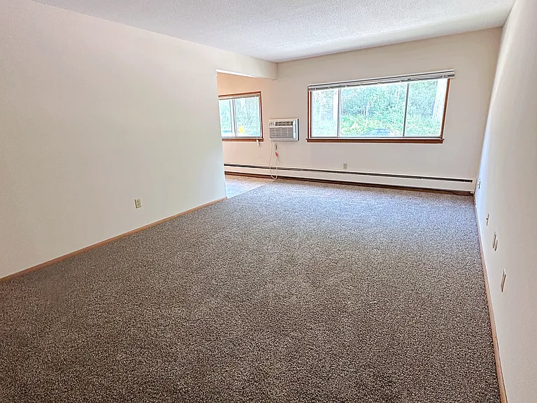 Davern Park Apartments — Photo 43